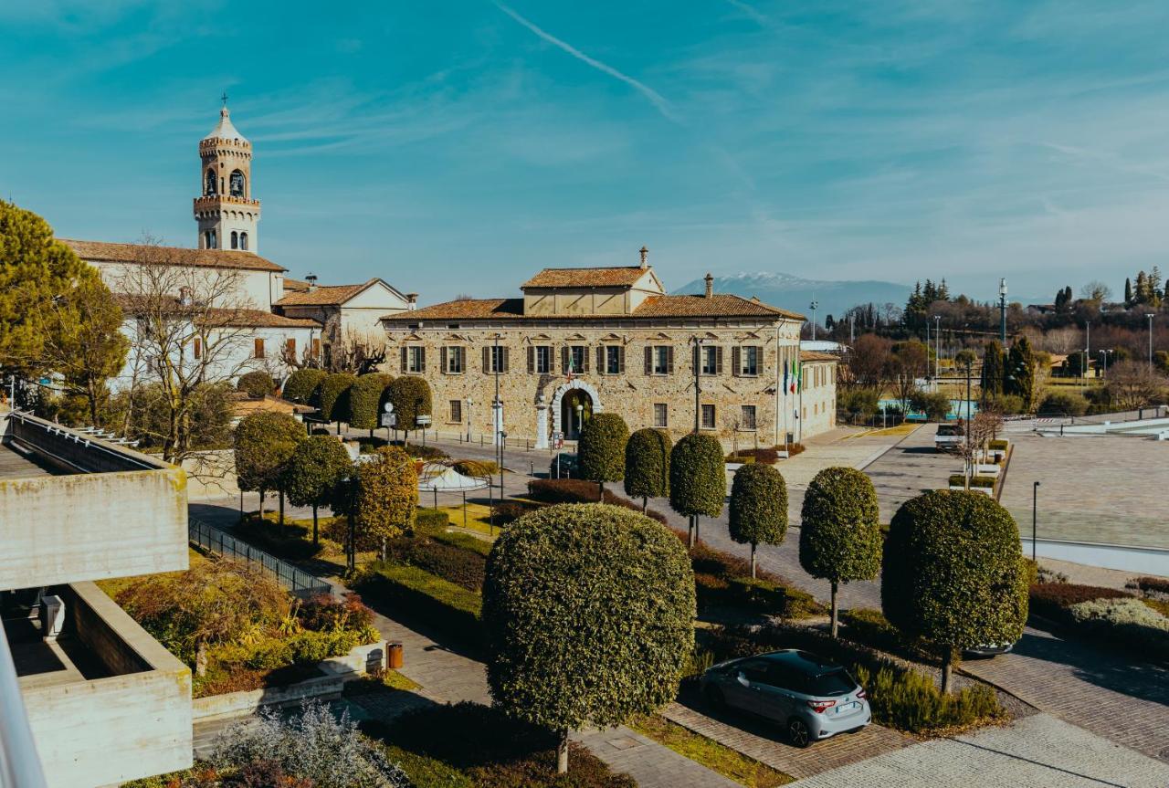 The Attico Lägenhet Padenghe sul Garda Exteriör bild